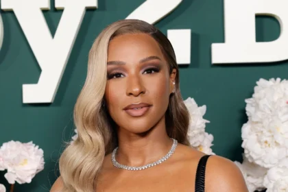 Savannah James Net Worth, Savannah James Net Worth 2023, Savannah James, Savannah James height, how tall Savannah James is, lebron and Savannah James, nba star, lebron james wife,